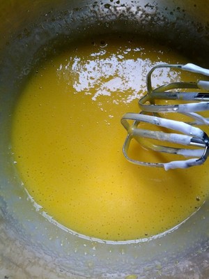 软绵绵戚风纸杯蛋糕