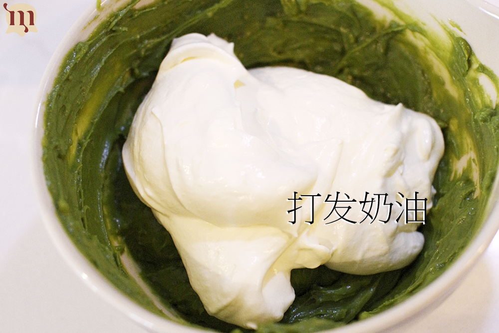 抹茶蜜豆慕斯蛋糕