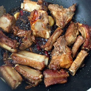 红烧排骨