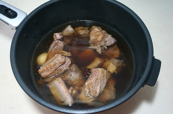 红烧排骨胡萝卜