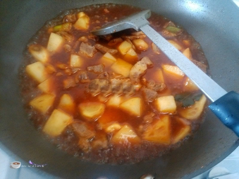土豆炖牛肉