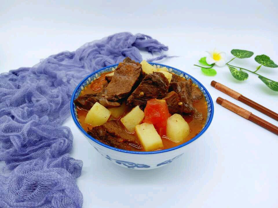 番茄土豆炖牛肉