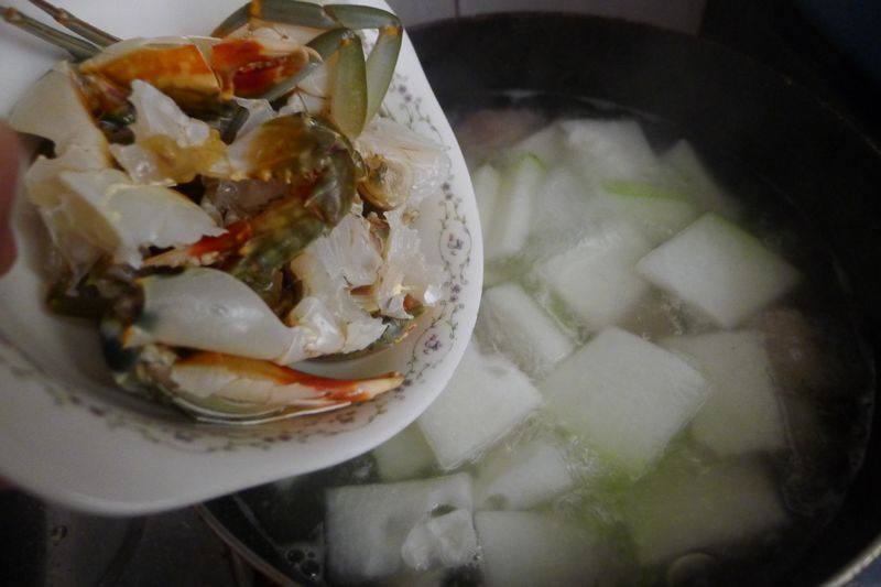 冬瓜排骨螃蟹汤