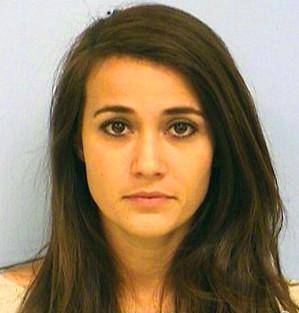 34岁女老师与16岁学生结婚 男方父亲居然还同意了！