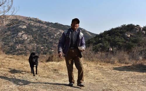 隐居深山已7代 母亲为养家人曾下山要饭20年