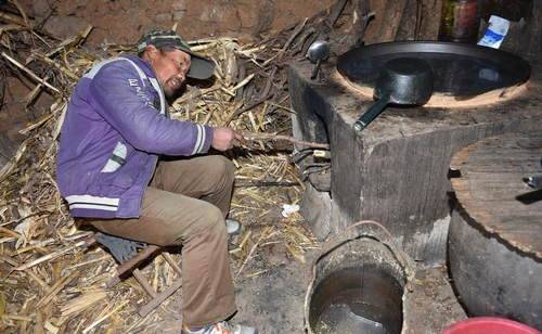 隐居深山已7代 母亲为养家人曾下山要饭20年