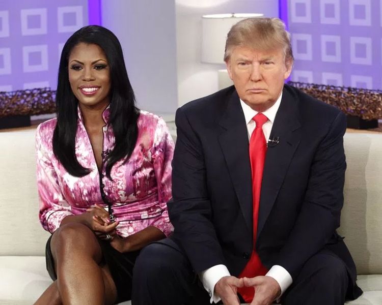 女星遭白宫开除 暗示就职期看到极其荒谬的事情